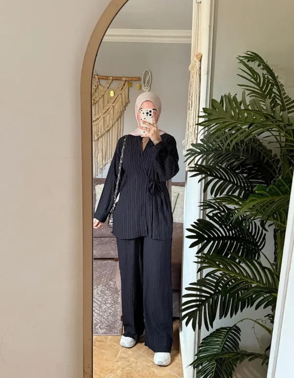 black Casual summer suit wide shot Freska Summer Suit