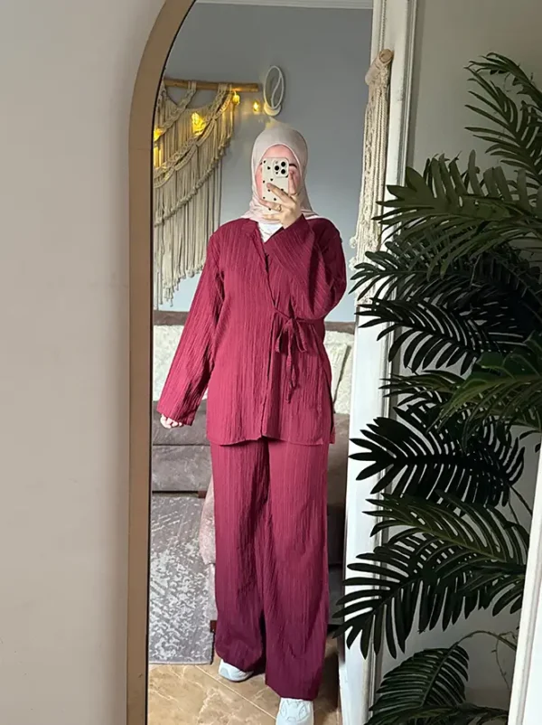 burghandy Casual summer suit wide shot Freska Summer Suit