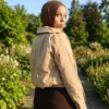 beige short trench for women outdoorshot Short Trench jacket🤎